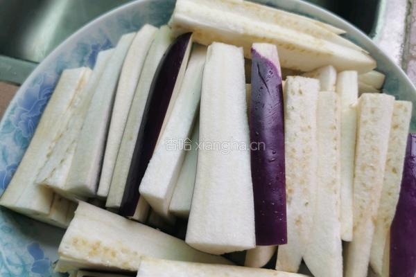 耗油茄子的做法图解2