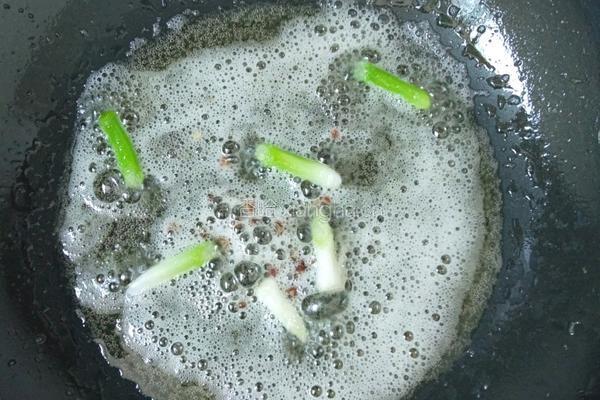清炒豆芽便当的做法图解2