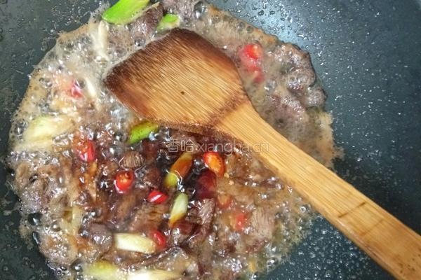 芹菜炒肉便当的做法图解4