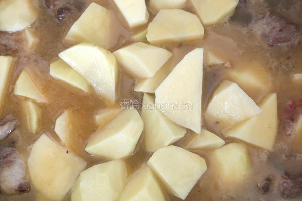 排骨炖土豆的做法图解10