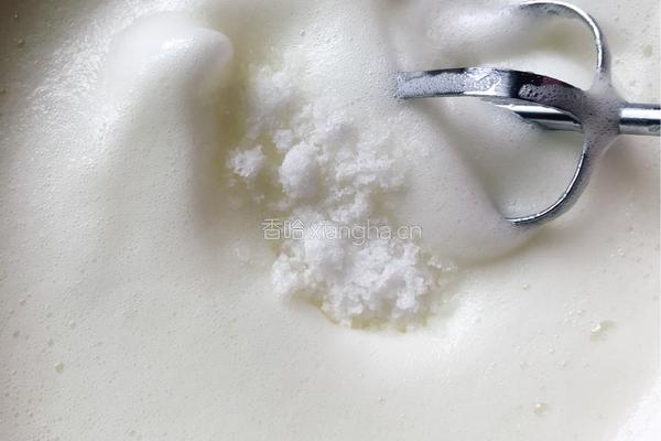 电饭煲版蛋糕的做法图解7