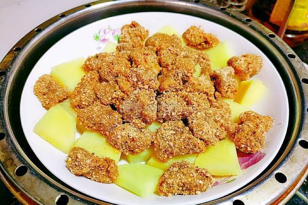 粉蒸牛肉的做法图解10