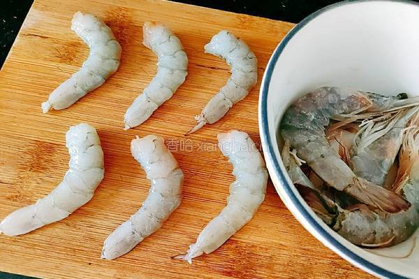 韭菜炒南美白对虾的做法图解3