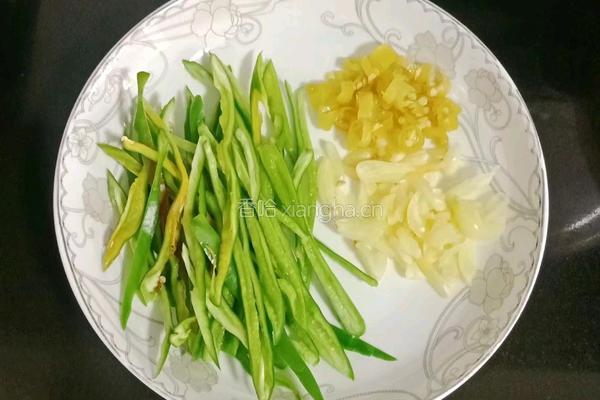酸辣土豆丝便当的做法图解3