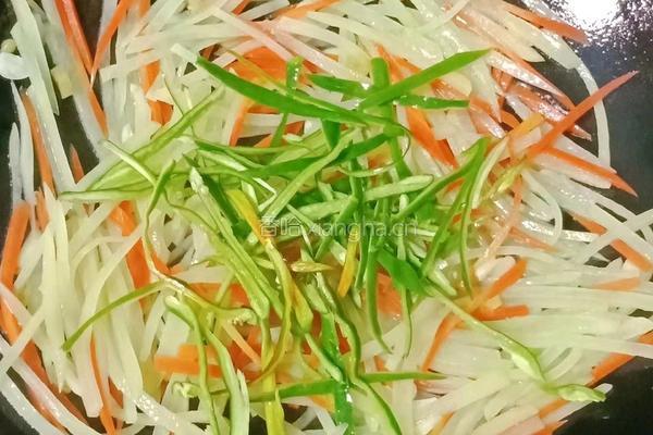 酸辣土豆丝便当的做法图解11