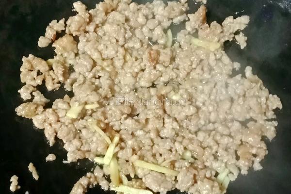 芹菜牛肉炒饭便当的做法图解7