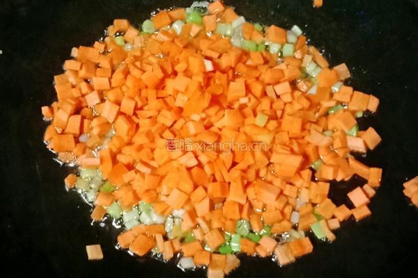 芹菜牛肉炒饭便当的做法图解9