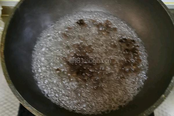 黑糖珍珠奶茶的做法图解1