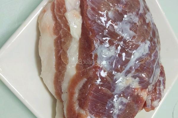 叉烧肉与鸡蛋炒青椒便当的做法图解1