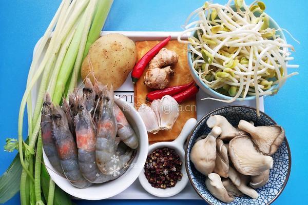 干锅虾的做法图解1