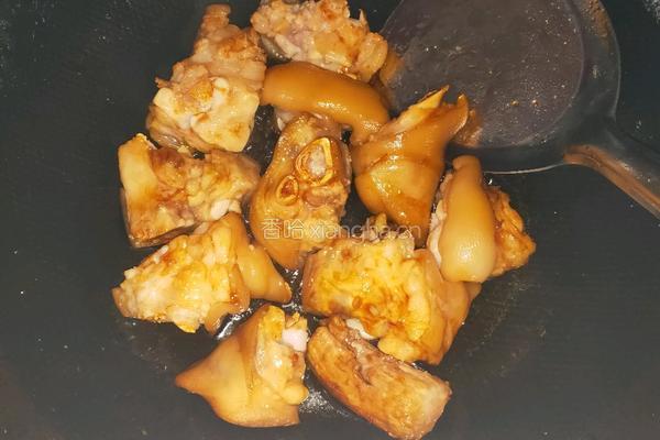黄豆焖猪蹄的做法图解4