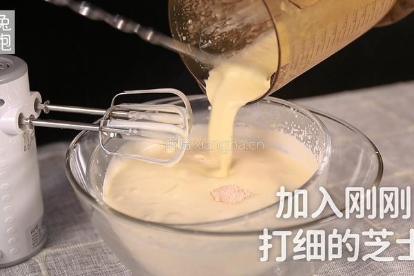 芝士奶盖详细做法(小兔奔跑奶茶教程)的做法图解8