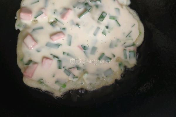 韭菜火腿鸡蛋饼