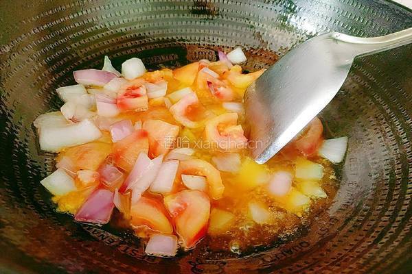 芋头炖牛腩的做法图解9