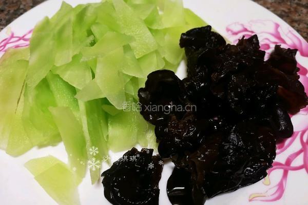 莴笋山药炒牛肉的做法图解4