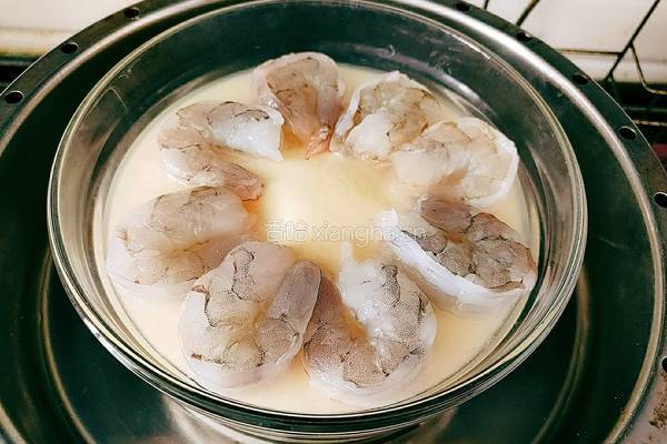 南美白对虾蒸蛋的做法图解9