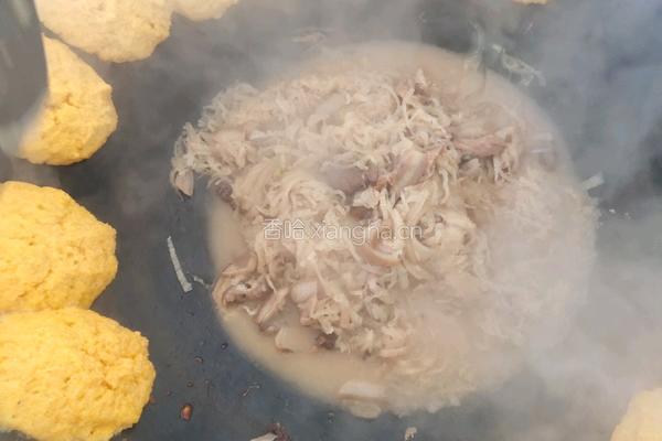 酸菜猪肉炖粉条的做法图解11