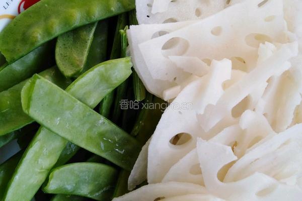 荷塘月色的做法图解1