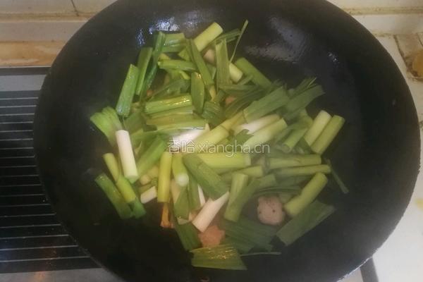 青蒜炒肉的做法图解4