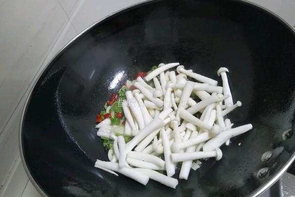麻辣豆腐烧鲍菇的做法图解6
