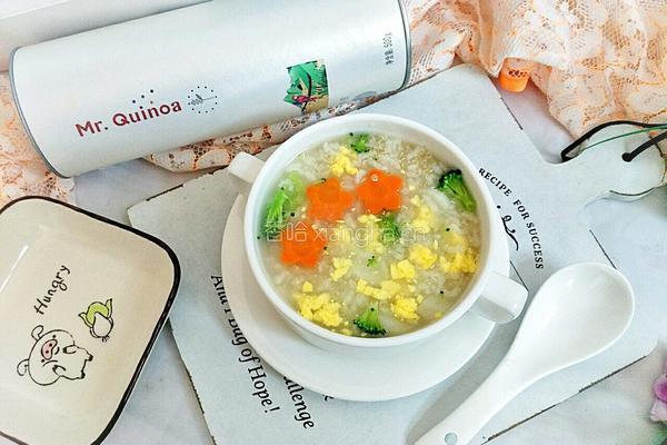 宝宝辅食藜麦蛋黄粥的做法图解8