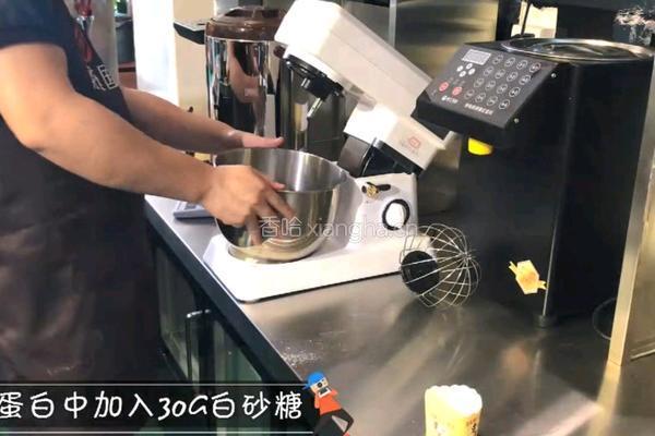巧克力纸杯蛋糕的做法图解3
