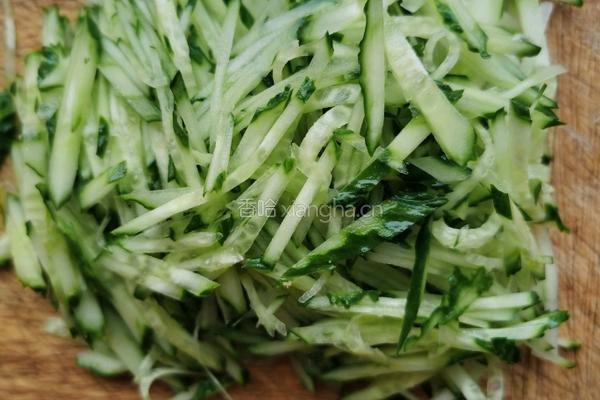 豆腐丝凉拌黄瓜的做法图解5