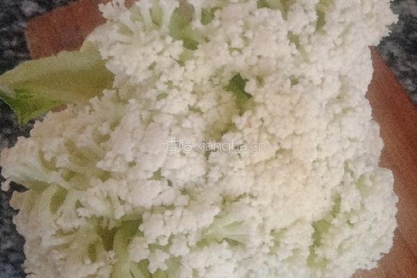 孜然花菜的做法图解1
