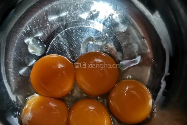 电饭锅蛋糕的做法图解1