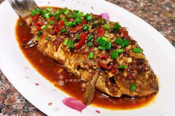 牛肉酱焖鲫鱼的做法图解15