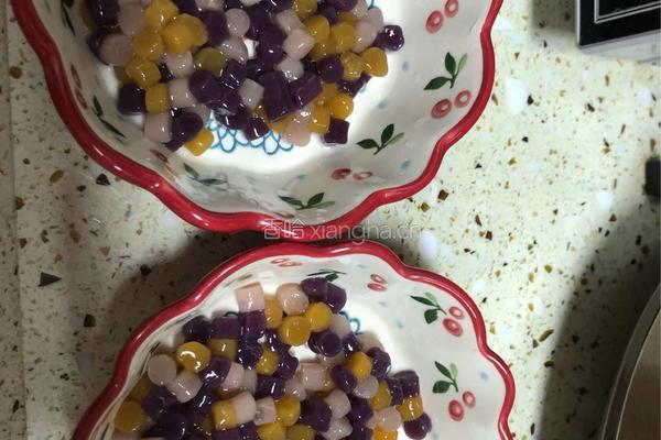 焦糖芋圆奶茶的做法图解4