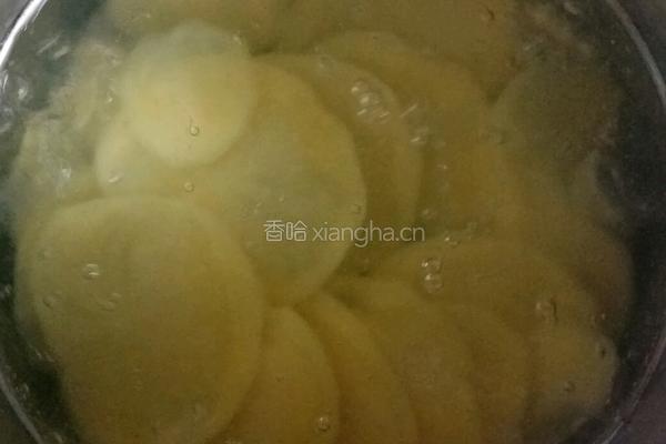 香闷土豆的做法图解2