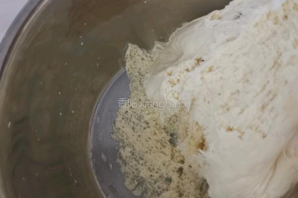 牛奶火腿馒头的做法图解3