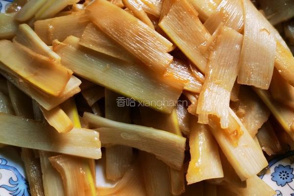 酸笋炒螺的做法图解3