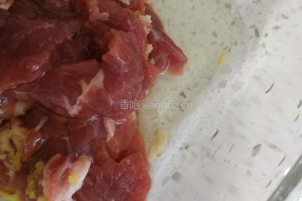 牛肉这样吃又快又嫩还不胖大葱炒牛肉的做法图解4