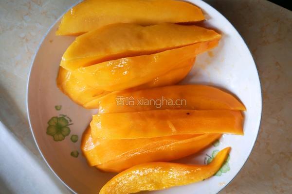 芒果奶油卷的做法图解4