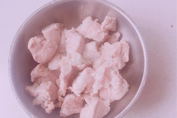 土豆粉条炖肉的做法图解3
