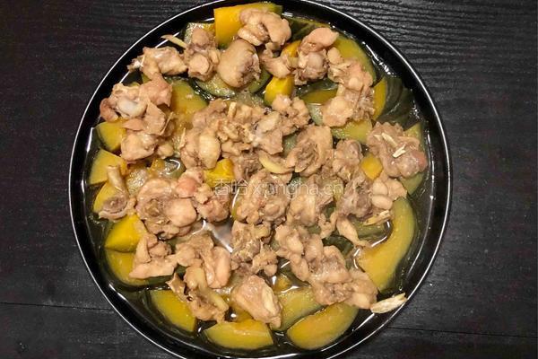 小贝瓜蒸鸡肉的做法图解5