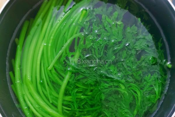 白灼茼蒿的做法图解5