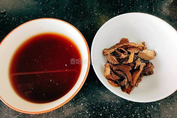 大脚菌豆芽牛腱汤的做法图解9