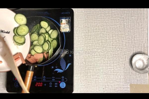 七叶食记 / 黄瓜炒火腿的做法图解2