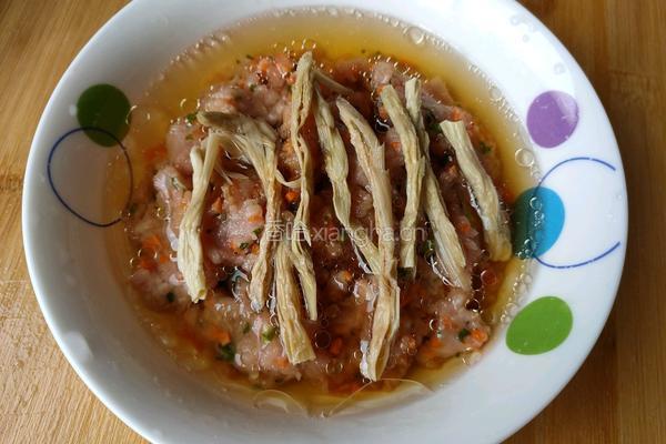 蒸胡萝卜肉末的做法图解6