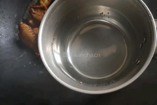 虎皮鸡翅烧腐竹的做法图解15