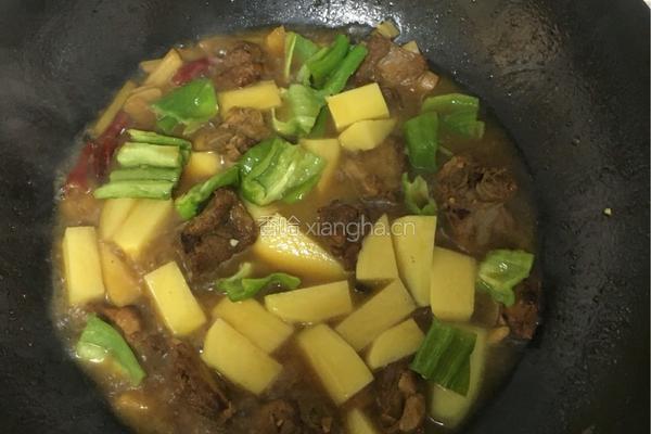 土豆烧排骨的做法图解7