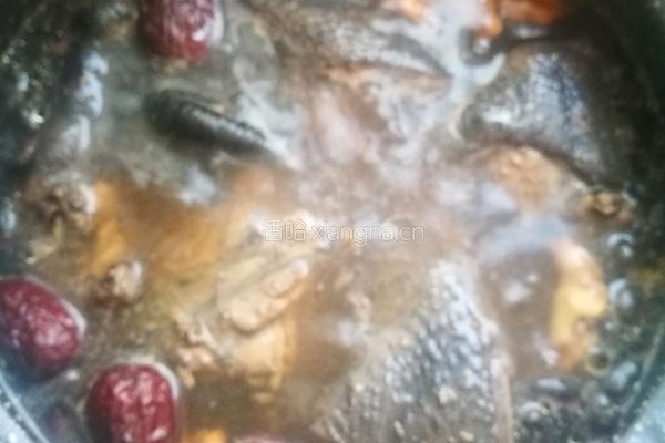 黑豆桃仁乌鸡汤的做法图解3