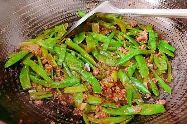 牛腩炒四季豆的做法图解18