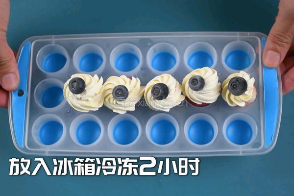 简单2步教你做好吃到跺脚的草莓炼乳奶冻的做法图解4