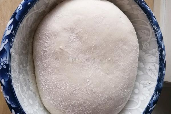 猪肉豆腐馅包子的做法图解2
