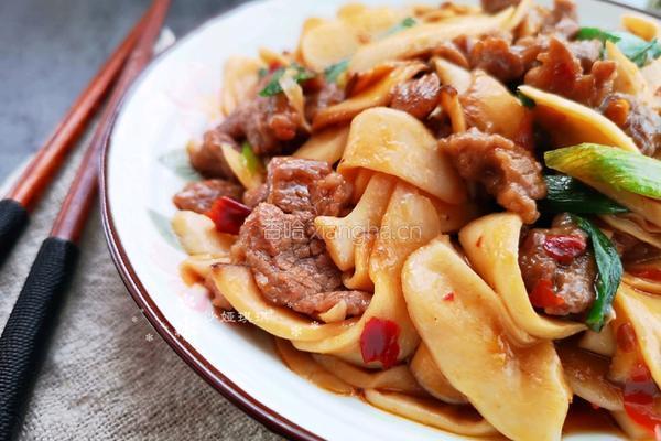 杏鲍菇炒牛肉的做法图解15