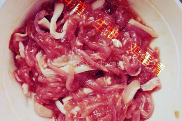 白玉菇炒肉丝的做法图解1